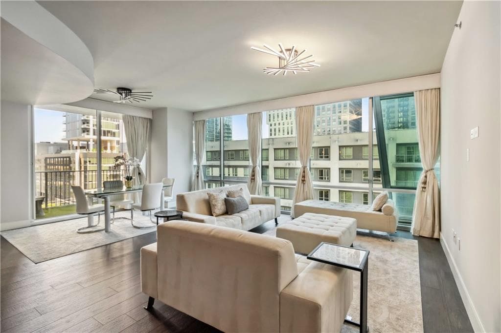 20 10th Street 704, Atlanta, GA 30309 — most recent listing photo