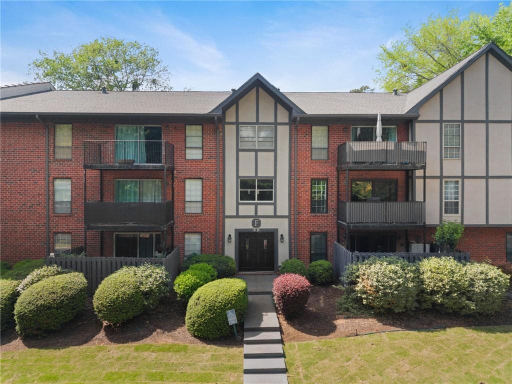 6851 Roswell Road F36, Atlanta, GA 30328 — most recent listing photo