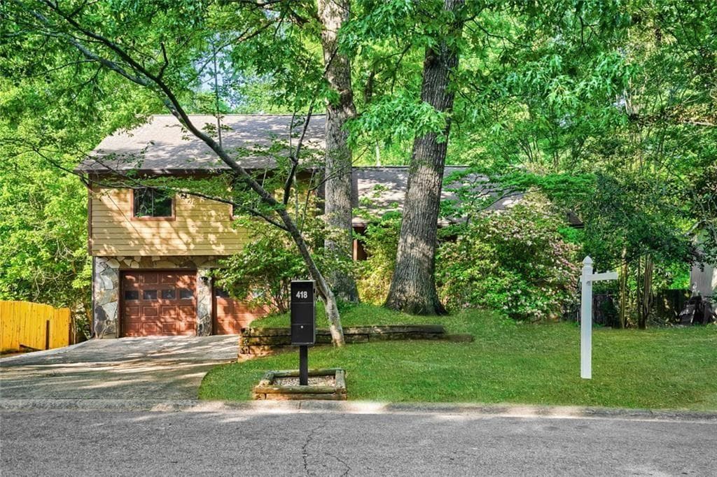 418 Fire Fly Drive, Tucker, GA 30084 — most recent listing photo