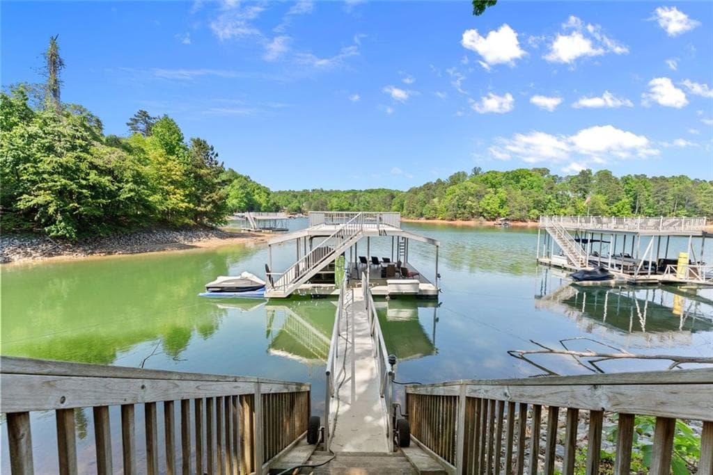 4 bedroom, 4 bathroom, 5,318 sq ft single family residence under contract at 3109 Simpson Park Road, Gainesville, GA 30506 — photo 3
