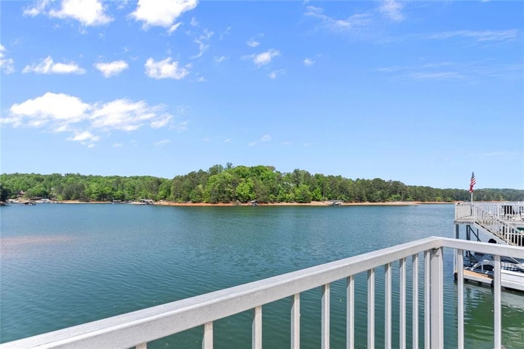 4 bedroom, 4 bathroom, 5,318 sq ft single family residence under contract at 3109 Simpson Park Road, Gainesville, GA 30506 — photo 4