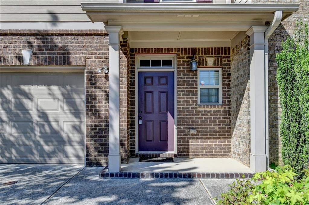 3 bedroom, 3 bathroom, 1,922 sq ft townhouse for sale at 2520 MORGAN CHASE Drive, Buford, GA 30519 — photo 4