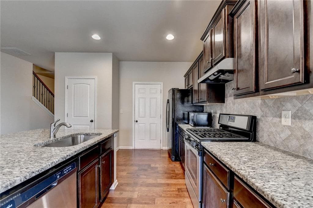 3 bedroom, 3 bathroom, 1,922 sq ft townhouse for sale at 2520 MORGAN CHASE Drive, Buford, GA 30519 — photo 10