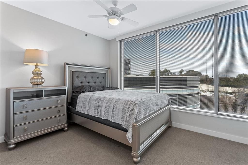 2 bedroom, 2 bathroom, 1,266 sq ft condominium for sale at 3338 Peachtree Road 702, Atlanta, GA 30326 — photo 5