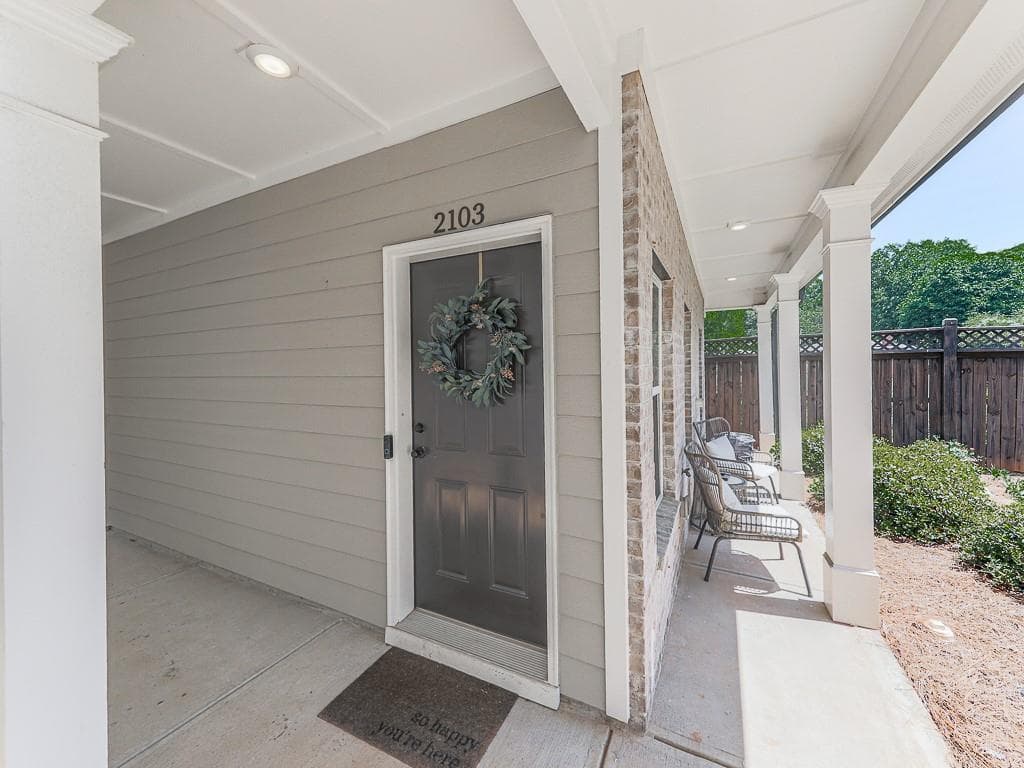 3 bedroom, 3 bathroom, 1,751 sq ft townhouse for sale at 2103 Wesson Court, Kennesaw, GA 30144 — photo 3