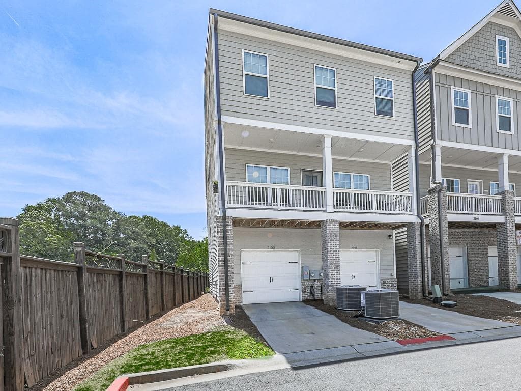 3 bedroom, 3 bathroom, 1,751 sq ft townhouse for sale at 2103 Wesson Court, Kennesaw, GA 30144 — photo 5