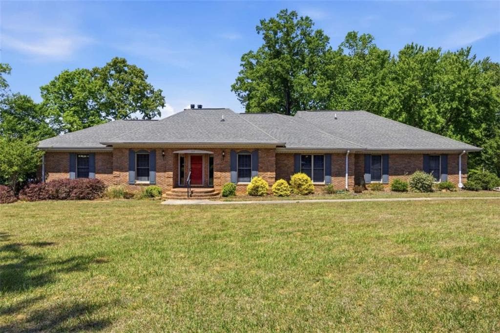 111 Bear Creek Trail, Hampton, GA 30228 — most recent listing photo