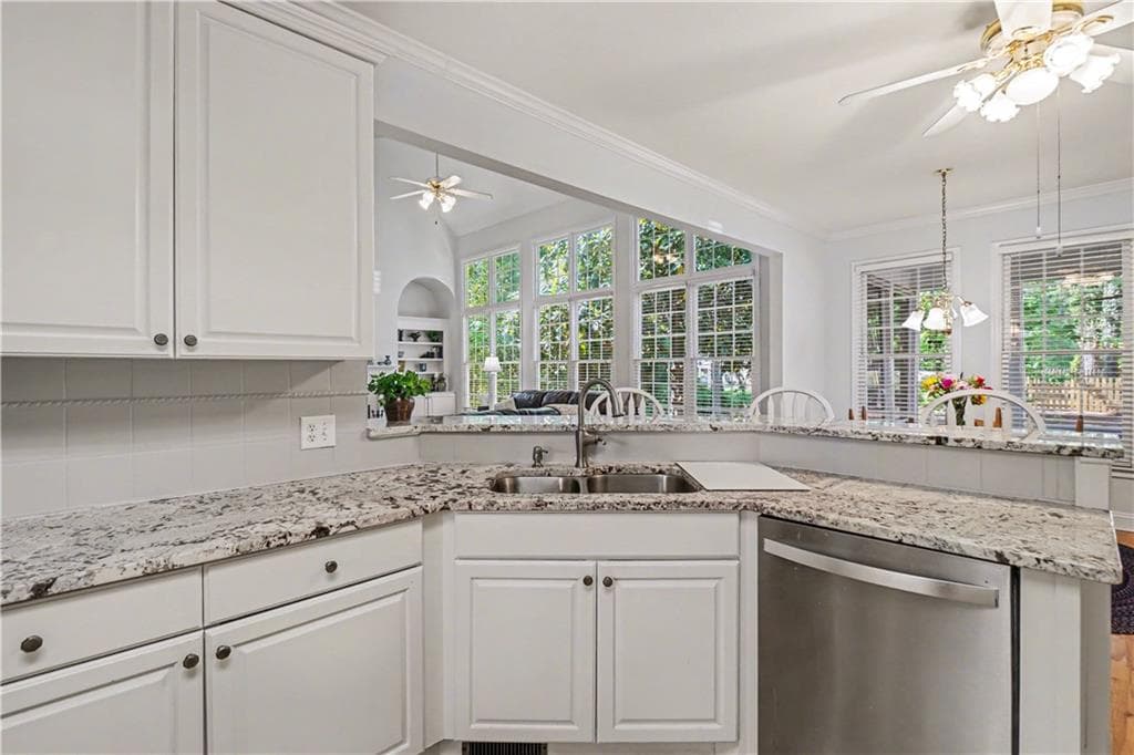 4 bedroom, 5 bathroom, 4,514 sq ft single family residence for sale at 4562 Willow Oak Trail, Powder Springs, GA 30127 — photo 7