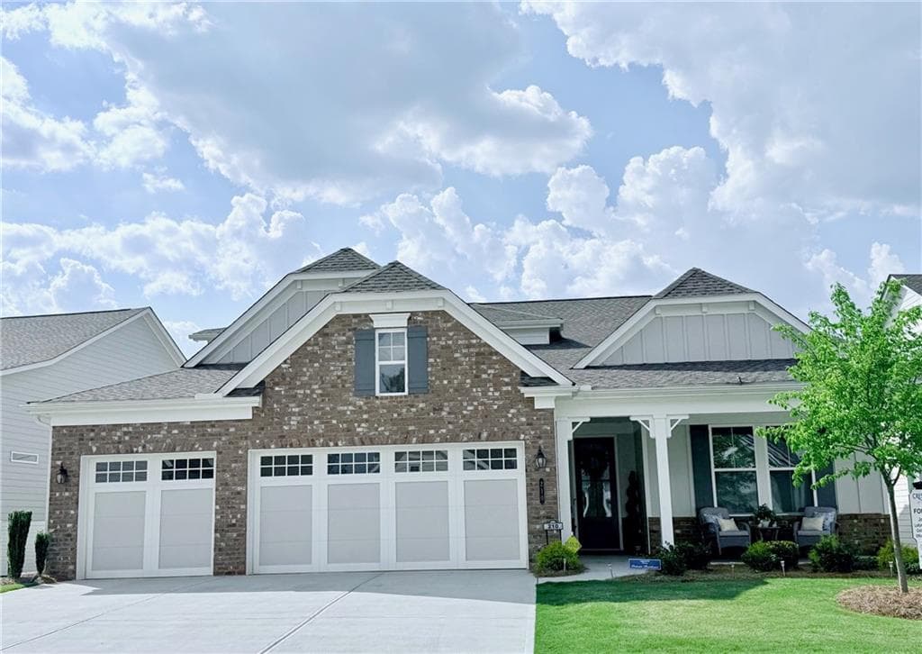 4 bedroom, 4 bathroom, 2,936 sq ft single family residence sold at 210 Bear Way, Hoschton, GA 30548