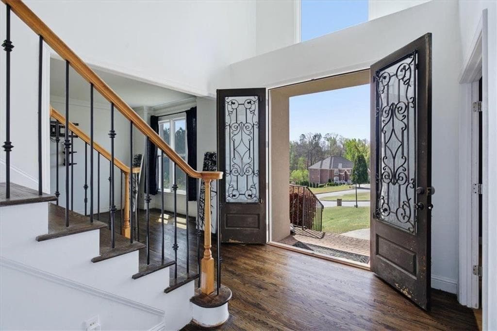 5 bedroom, 4 bathroom, 2,949 sq ft single family residence under contract at 832 Dolly Avenue, Atlanta, GA 30331 — photo 6