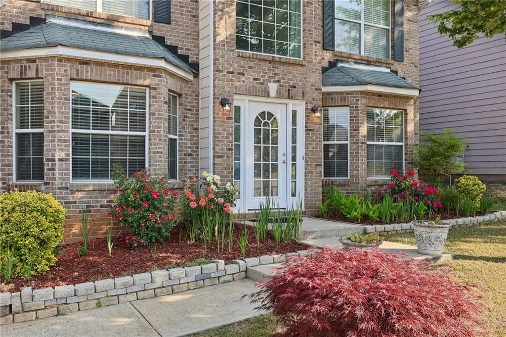 5 bedroom, 3 bathroom, 3,377 sq ft single family residence for sale at 1943 Tulip Petal Road, Auburn, GA 30011 — photo 2