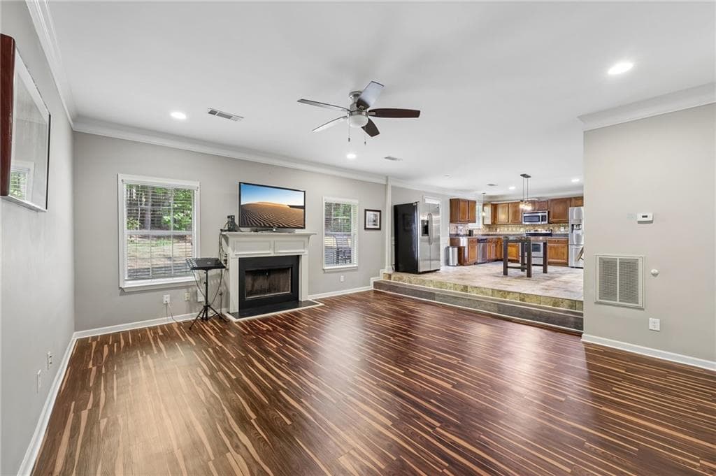 5 bedroom, 3 bathroom, 3,377 sq ft single family residence for sale at 1943 Tulip Petal Road, Auburn, GA 30011 — photo 10