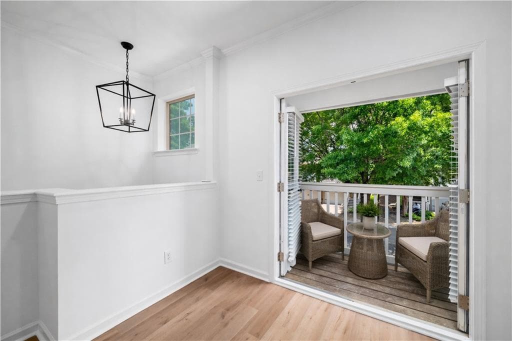 3 bedroom, 4 bathroom, 1,326 sq ft townhouse for sale at 1232 Liberty Parkway, Atlanta, GA 30318 — photo 9