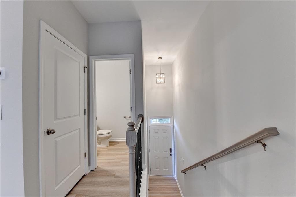 3 bedroom, 4 bathroom, 2,432 sq ft townhouse for sale at 4282 Buford Valley Way, Buford, GA 30518 — photo 4