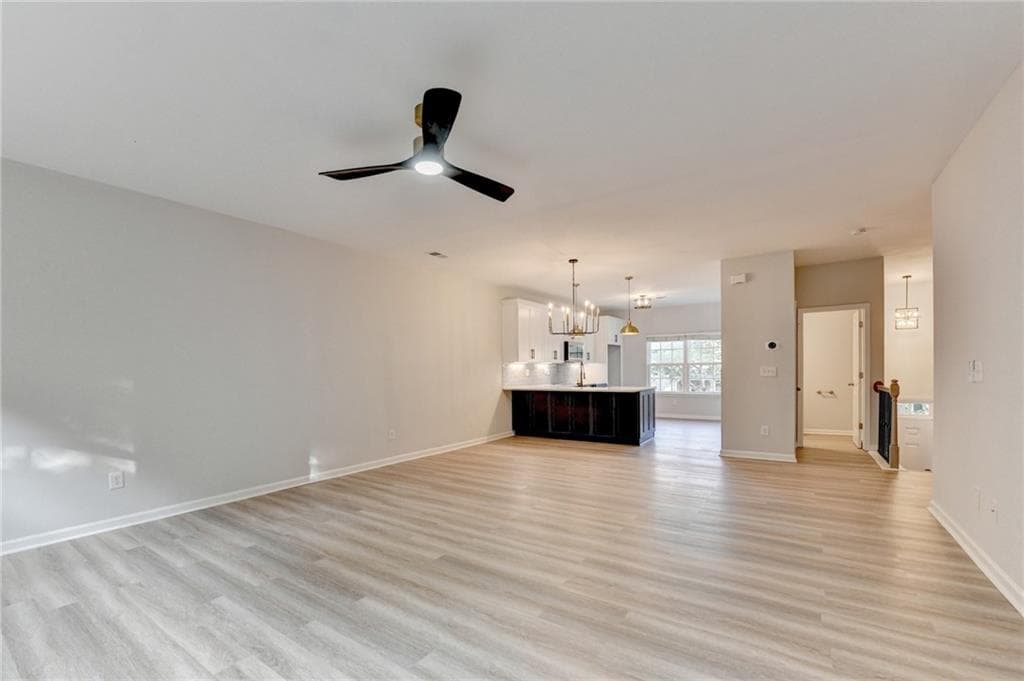 3 bedroom, 4 bathroom, 2,432 sq ft townhouse for sale at 4282 Buford Valley Way, Buford, GA 30518 — photo 8