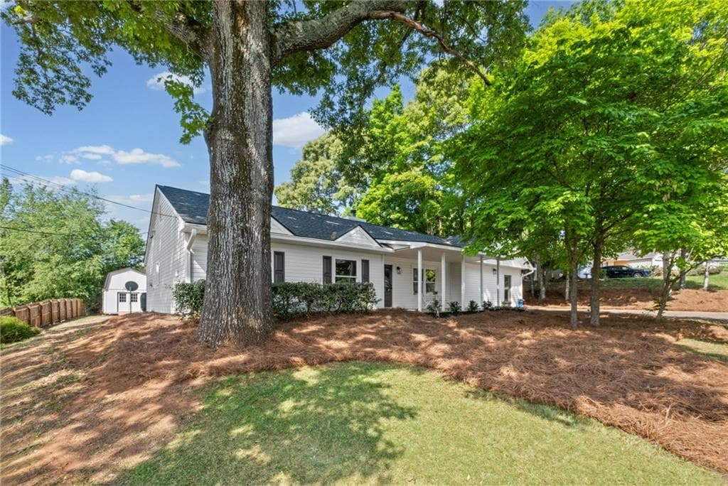 4 bedroom, 3 bathroom, 1,824 sq ft single family residence sold at 213 Colemans Bluff Drive, Woodstock, GA 30188