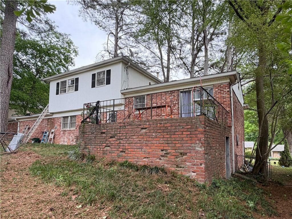 4 bedroom, 3 bathroom, 2,360 sq ft single family residence for sale at 3084 Trafalgar Way, Atlanta, GA 30341 — photo 9