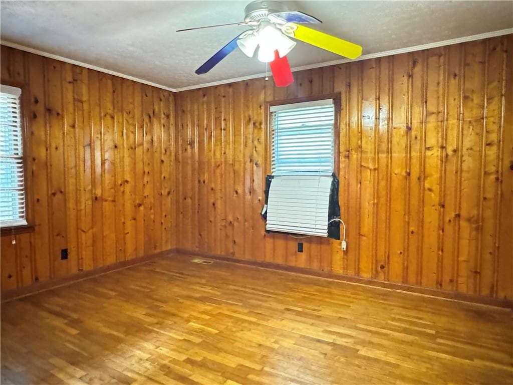 6 bedroom, 2 bathroom, 2,712 sq ft single family residence for rent at 222 Pineview Drive, Lawrenceville, GA 30046 for $2,100 a month — photo 9