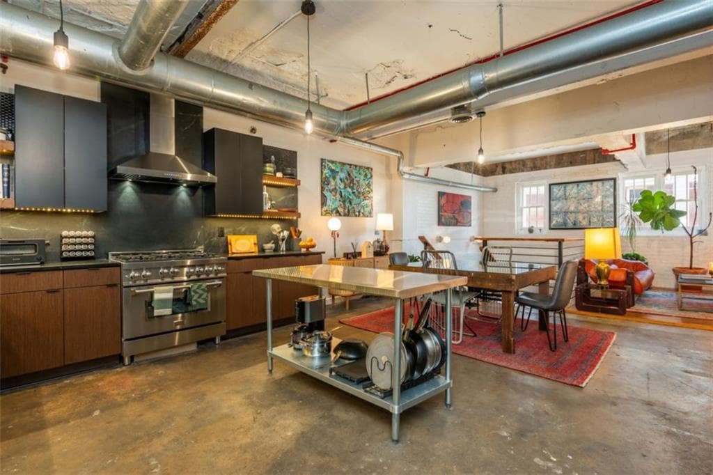 2 bedroom, 2 bathroom, 2,242 sq ft condominium under contract at 244 Peters Street 5, Atlanta, GA 30313 — photo 7