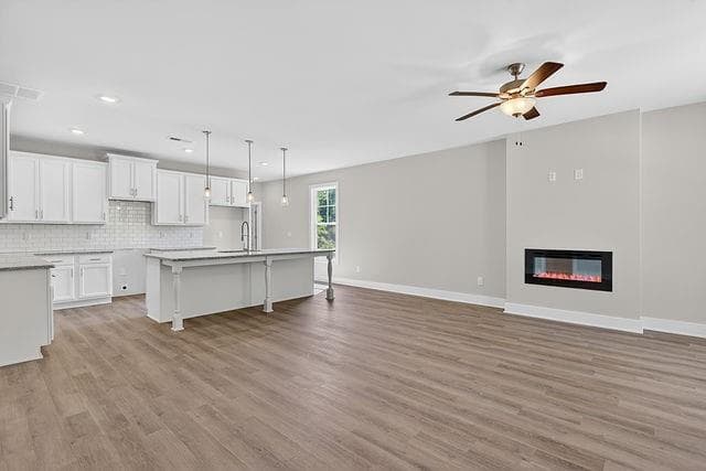 4 bedroom, 3 bathroom, 1,871 sq ft townhouse for sale at 2542 Harbor Ridge Pass Lot 342, Gainesville, GA 30507 — photo 5