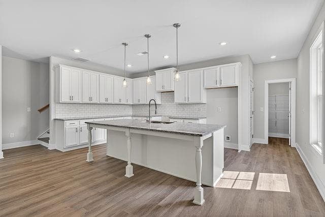 4 bedroom, 3 bathroom, 1,871 sq ft townhouse for sale at 2542 Harbor Ridge Pass Lot 342, Gainesville, GA 30507 — photo 7