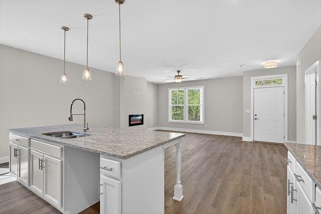 4 bedroom, 3 bathroom, 1,871 sq ft townhouse for sale at 2542 Harbor Ridge Pass Lot 342, Gainesville, GA 30507 — photo 9