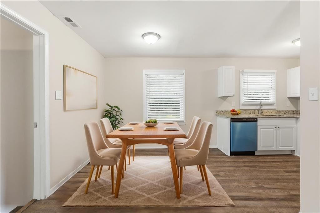 4 bedroom, 1 bathroom, 1,125 sq ft single family residence for sale at 3660 Fairlane Drive, Atlanta, GA 30331 — photo 3