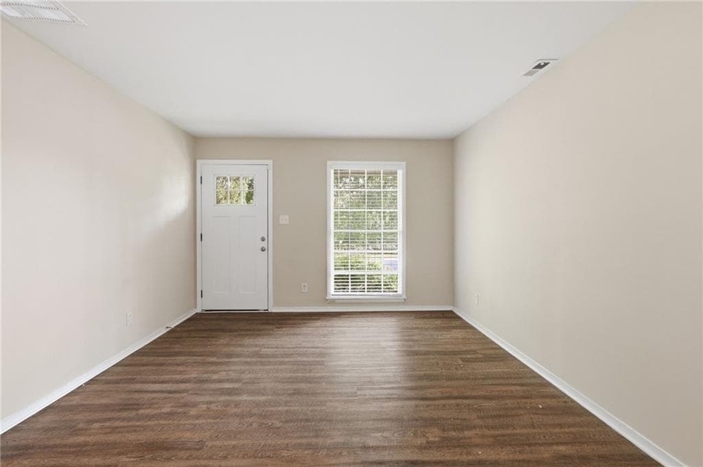 4 bedroom, 1 bathroom, 1,125 sq ft single family residence for sale at 3660 Fairlane Drive, Atlanta, GA 30331 — photo 7