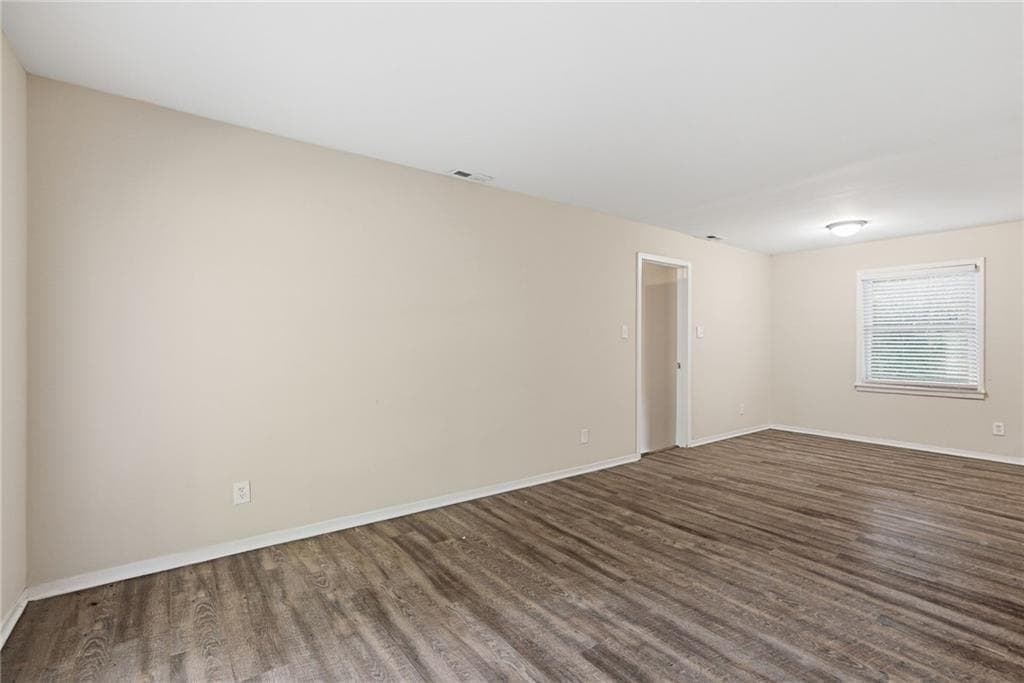 4 bedroom, 1 bathroom, 1,125 sq ft single family residence for sale at 3660 Fairlane Drive, Atlanta, GA 30331 — photo 8