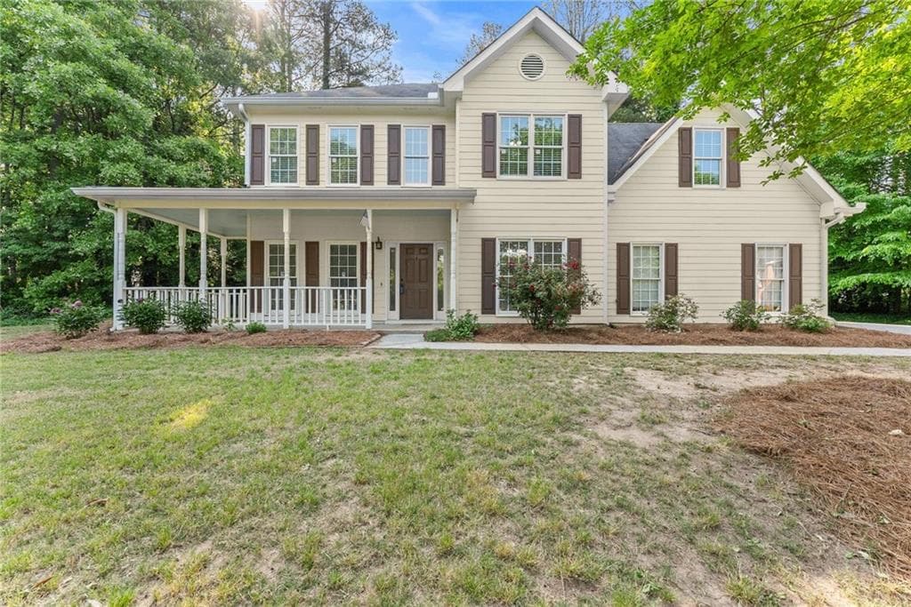 3 bedroom, 3 bathroom, 2,348 sq ft single family residence sold at 1632 Paces Vale Court, Lawrenceville, GA 30043
