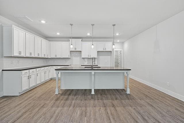 3 bedroom, 3 bathroom, 1,869 sq ft townhouse for sale at 2534 Harbor Ridge Pass 344, Gainesville, GA 30507 — photo 4