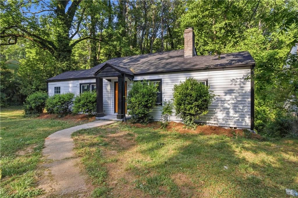 3 bedroom, 2 bathroom, 1,292 sq ft single family residence for sale at 2021 Conrad Avenue, Atlanta, GA 30315 — photo 2