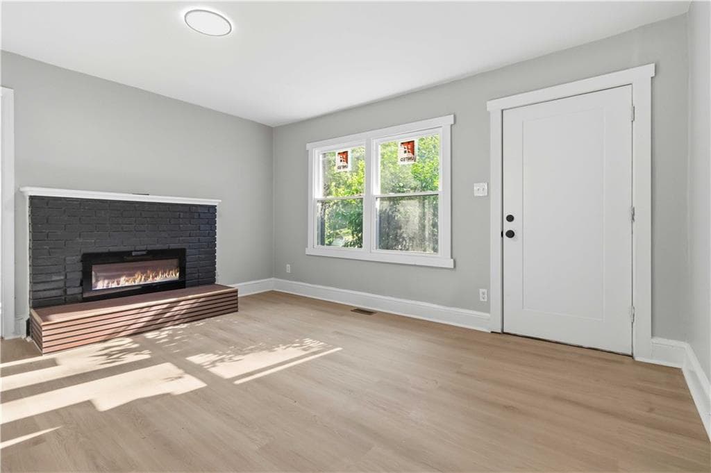 3 bedroom, 2 bathroom, 1,292 sq ft single family residence for sale at 2021 Conrad Avenue, Atlanta, GA 30315 — photo 4