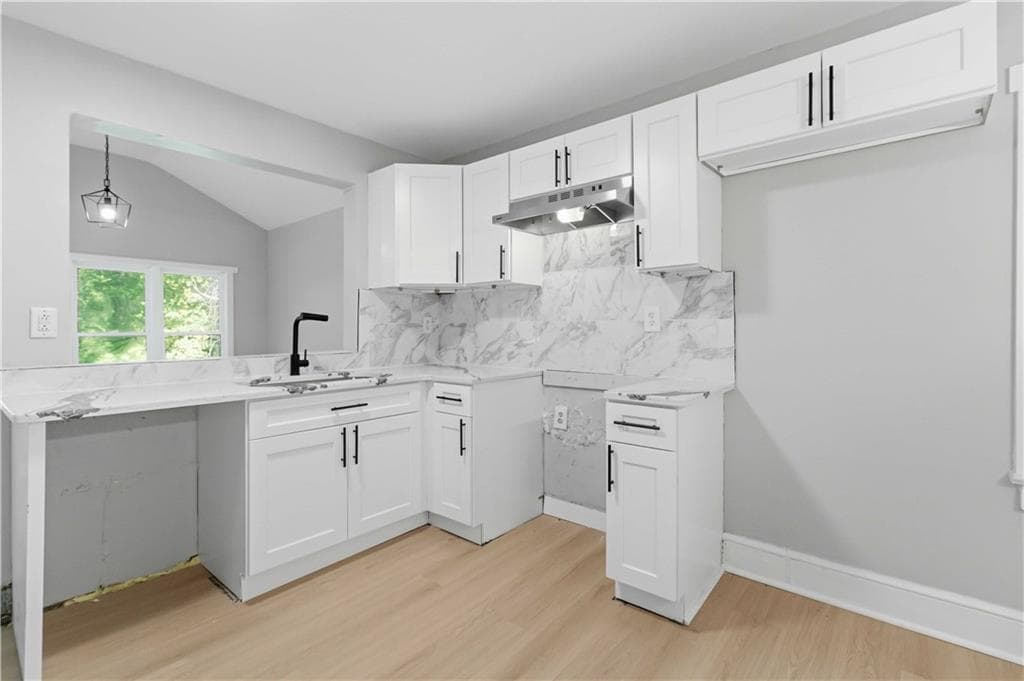 3 bedroom, 2 bathroom, 1,292 sq ft single family residence for sale at 2021 Conrad Avenue, Atlanta, GA 30315 — photo 8