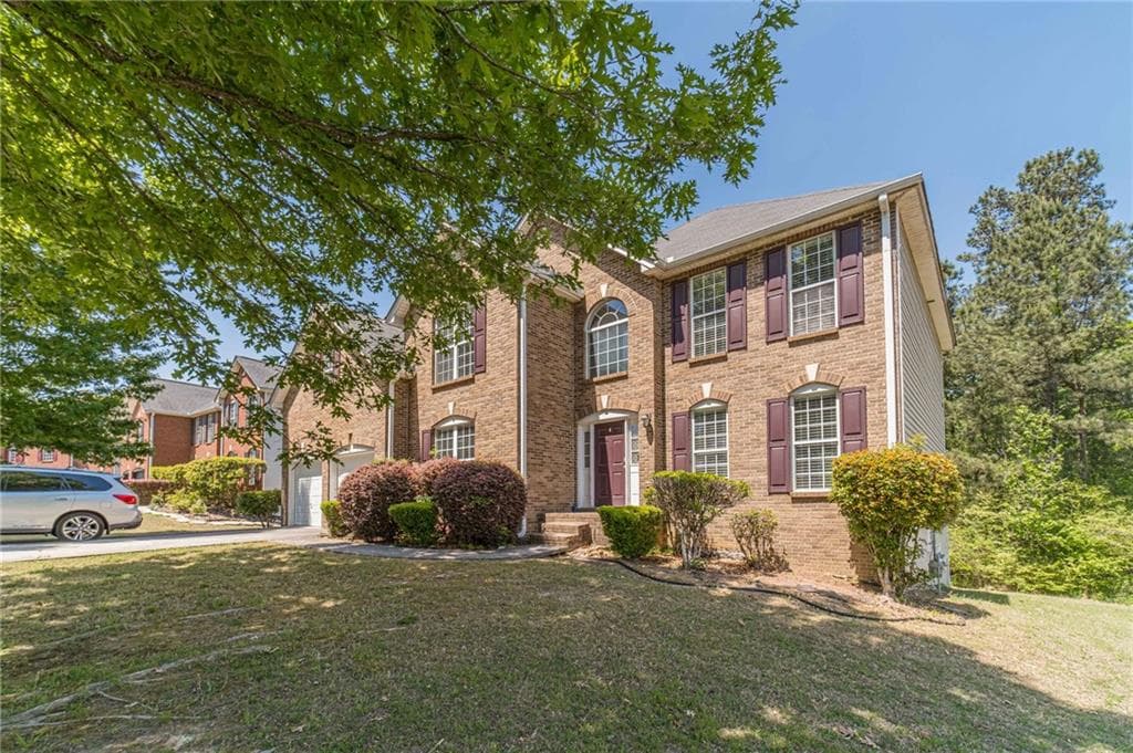 4 bedroom, 3 bathroom, 3,188 sq ft single family residence under contract at 775 Paper Creek Drive, Lawrenceville, GA 30046 — photo 2