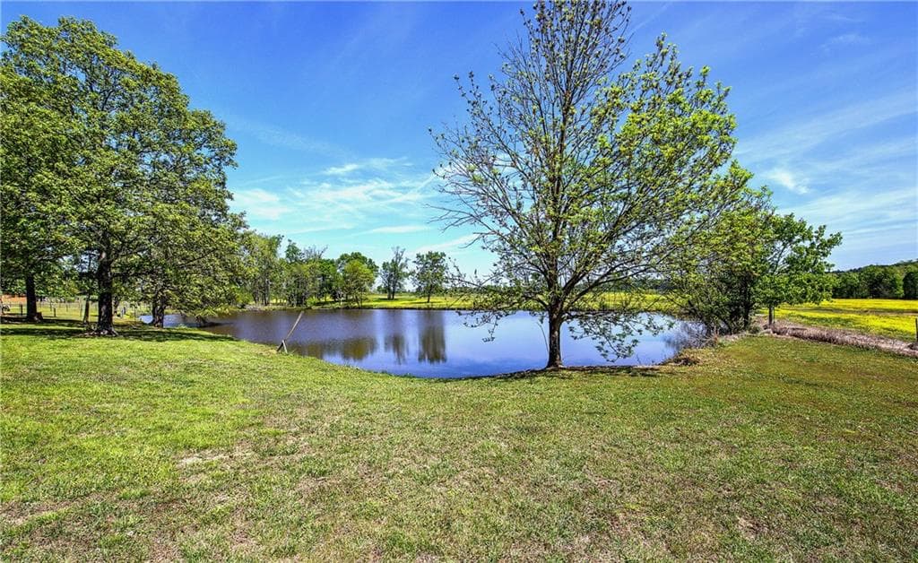3 bedroom, 2 bathroom single family residence under contract at 486 County Line Road, Resaca, GA 30735 — photo 9
