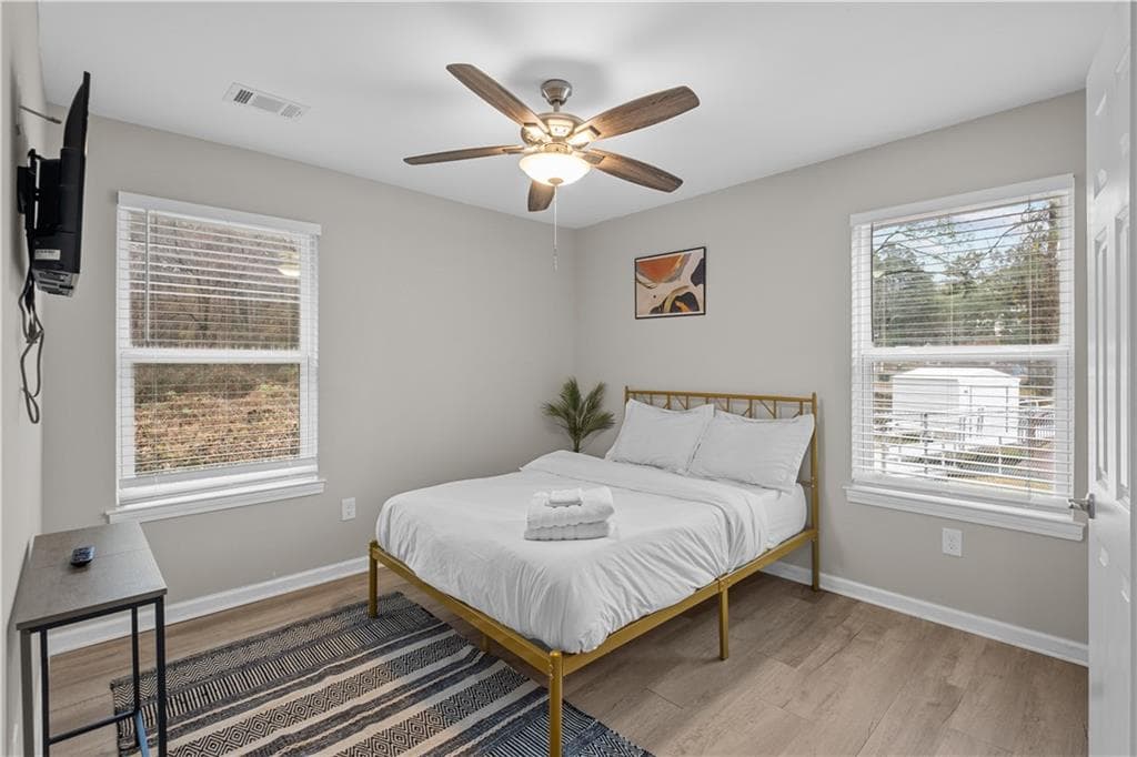 3 bedroom, 2 bathroom, 1,392 sq ft single family residence for sale at 1041 Stonewall Drive, Atlanta, GA 30315 — photo 8