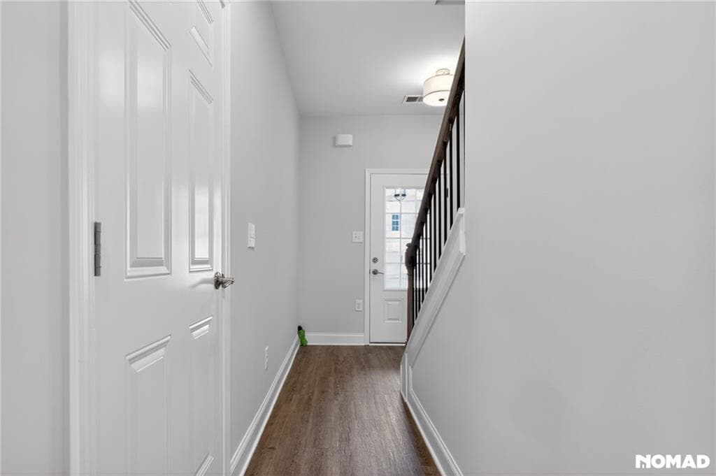 3 bedroom, 3 bathroom, 1,294 sq ft townhouse under contract at 110 Greenview Court, Homer, GA 30547 — photo 5