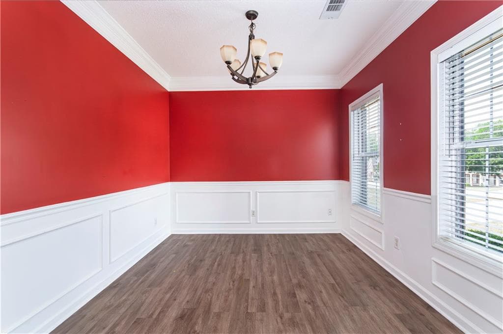 4 bedroom, 3 bathroom, 2,078 sq ft single family residence under contract at 6635 Wellesley Drive, Riverdale, GA 30296 — photo 8
