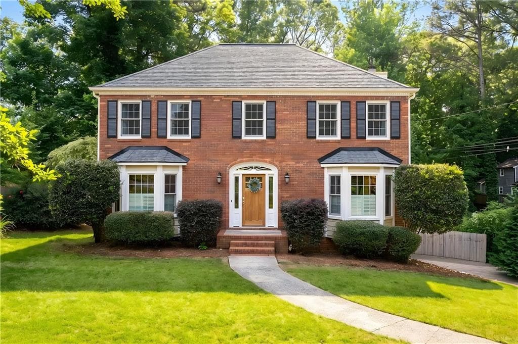 5 bedroom, 4 bathroom, 2,570 sq ft single family residence under contract at 2418 Stockton Drive, Marietta, GA 30066 — photo 6