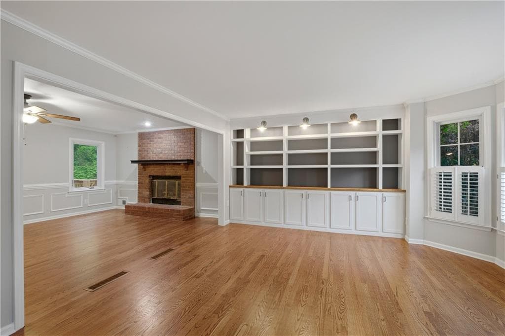 5 bedroom, 4 bathroom, 2,570 sq ft single family residence under contract at 2418 Stockton Drive, Marietta, GA 30066 — photo 2