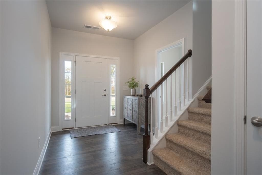 5 bedroom, 4 bathroom, 3,030 sq ft single family residence for sale at 3028 Fairway Drive, Villa Rica, GA 30180 — photo 3