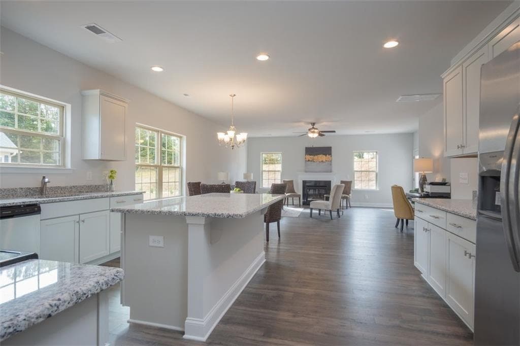5 bedroom, 4 bathroom, 3,030 sq ft single family residence for sale at 3028 Fairway Drive, Villa Rica, GA 30180 — photo 9