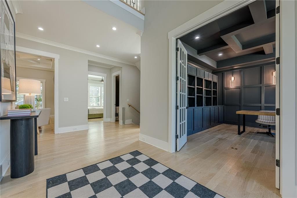7 bedroom, 8 bathroom, 8,422 sq ft single family residence for sale at 730 Summit Terrace, Marietta, GA 30068 — photo 4