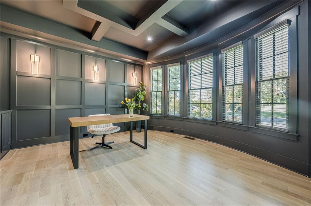 7 bedroom, 8 bathroom, 8,422 sq ft single family residence for sale at 730 Summit Terrace, Marietta, GA 30068 — photo 6