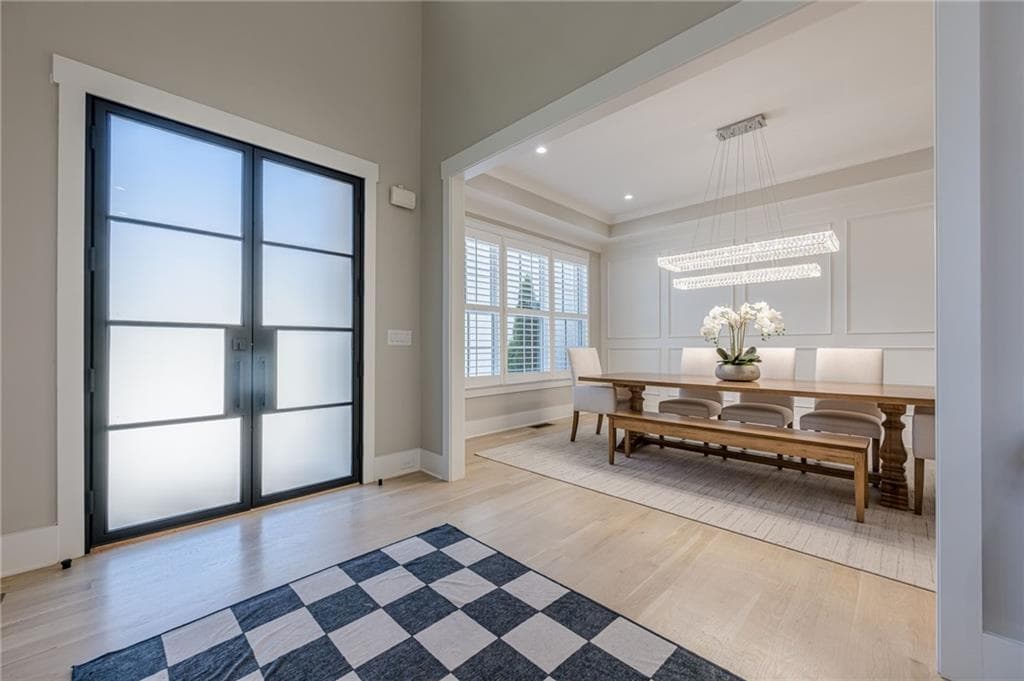 7 bedroom, 8 bathroom, 8,422 sq ft single family residence for sale at 730 Summit Terrace, Marietta, GA 30068 — photo 8