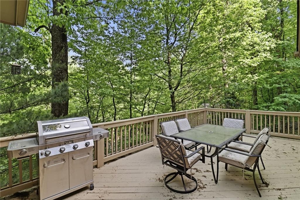 3 bedroom, 3 bathroom, 2,295 sq ft single family residence for sale at 1105 Valley View Drive, Big Canoe, GA 30143 — photo 10