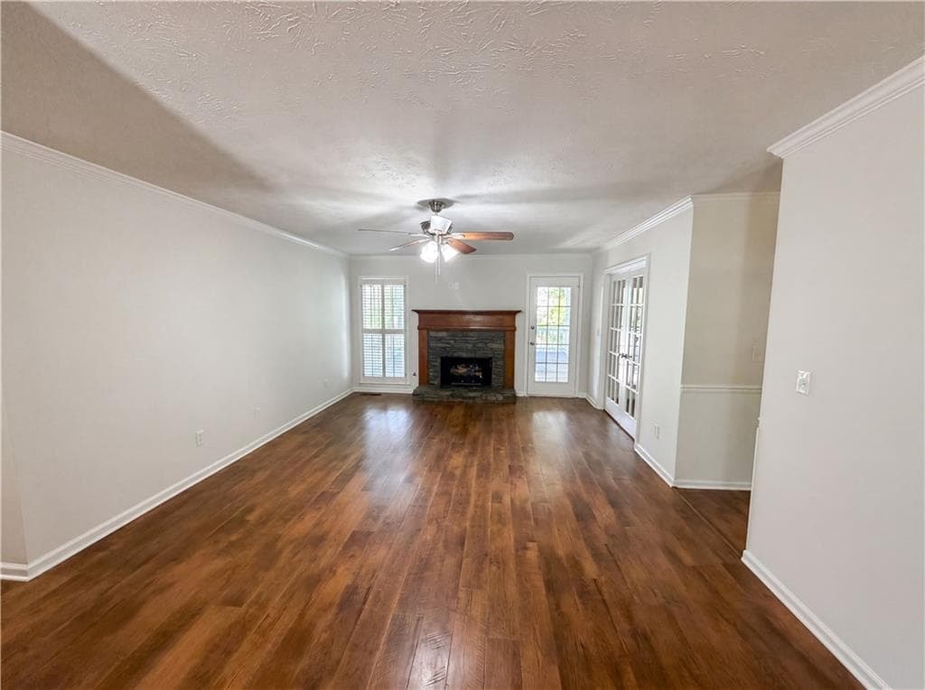 5 bedroom, 3 bathroom, 2,756 sq ft single family residence for sale at 520 Fawn Lane, Loganville, GA 30052 — photo 9