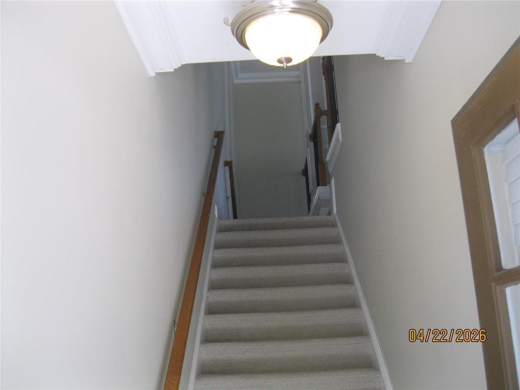 3 bedroom, 4 bathroom, 2,414 sq ft townhouse for sale at 5741 Pine Oak Drive, Peachtree Corners, GA 30092 — photo 4