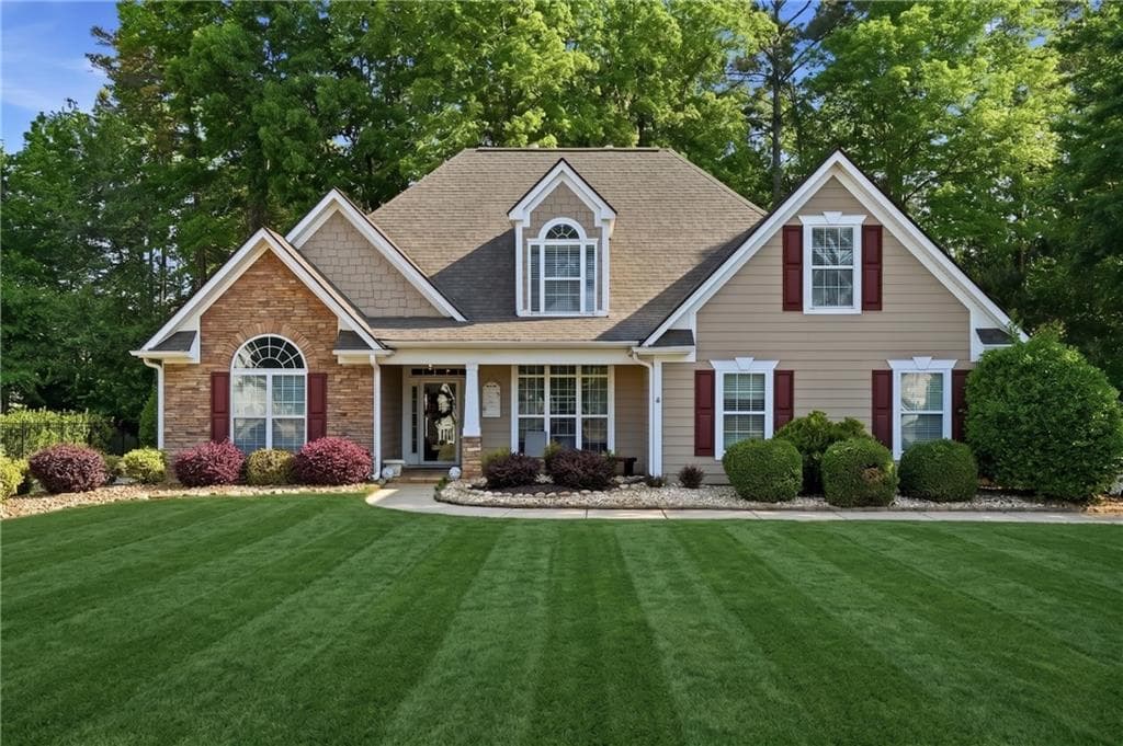 4 bedroom, 2 bathroom, 2,590 sq ft single family residence sold at 140 Mays Bluff, Fayetteville, GA 30215